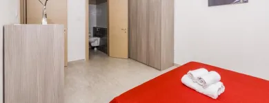 Business 4 image HOLIDAYS IN MALTA ISOLA DEL MAR Hotels in Gzira NHD